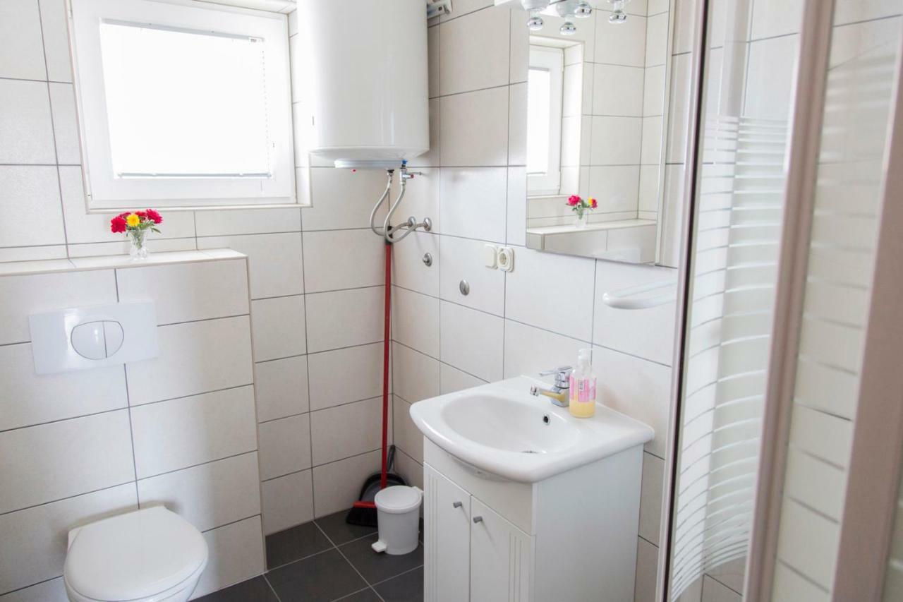 Apartments Beba Вир Экстерьер фото